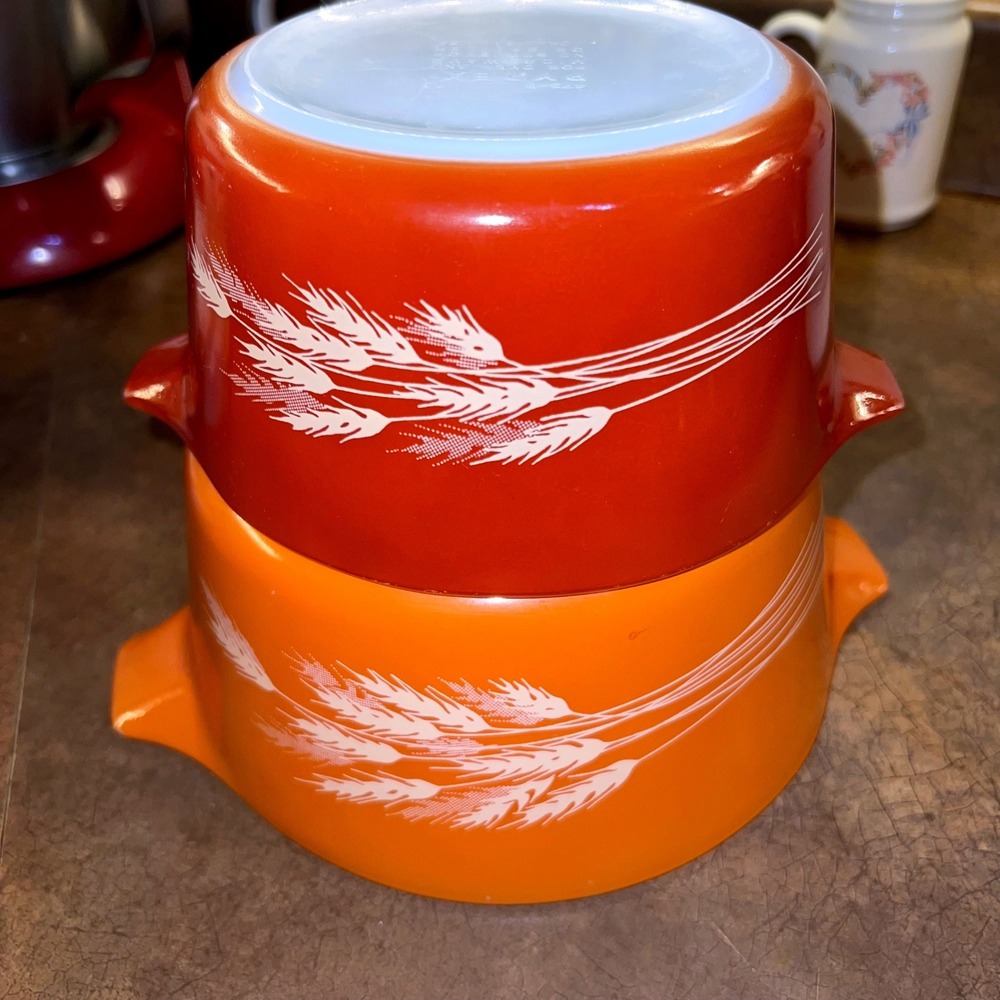 Vintage Pyrex Autumn Harvest Wheat Cinderella Bowls Set 472-B 473-B Orange Red